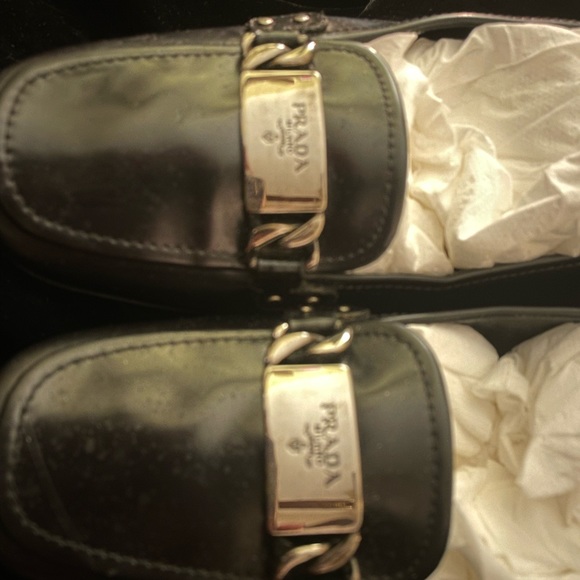 Prada unisex black patten leather loafers - Picture 3 of 9